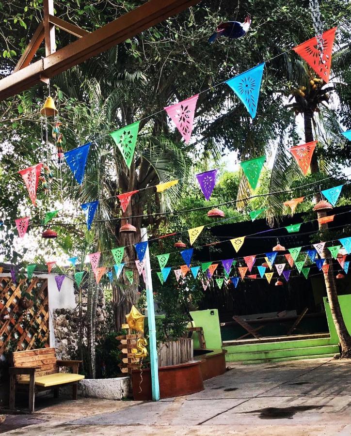 La Casa De La 12 Ostello Campeche Esterno foto